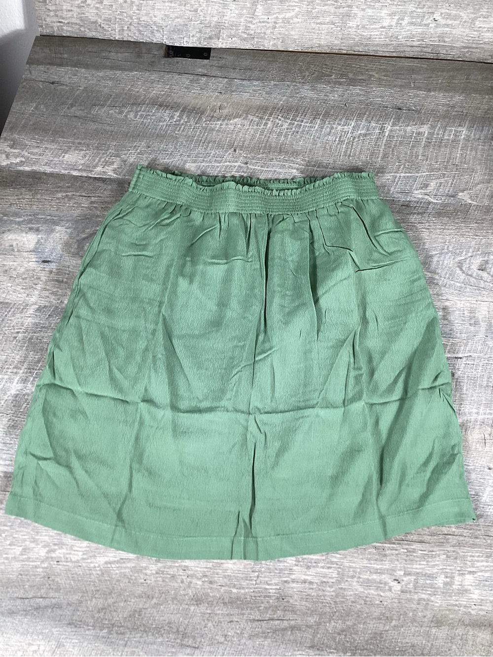 Women’s tulip Sage Green A-Line Elastic-Waist Skirt with pockets size L